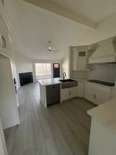 3723 Westmeadow Dr in Houston, TX - Foto de edificio - Building Photo