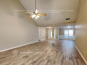 975 Chapel Hill Dr SE in Lawrenceville, GA - Foto de edificio - Building Photo