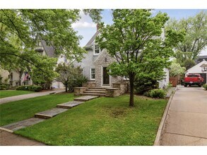 4520 Bruce Ave in Minneapolis, MN - Foto de edificio - Building Photo