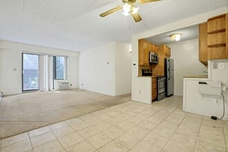 560 Halstead Ave in Harrison, NY - Building Photo - Building Photo