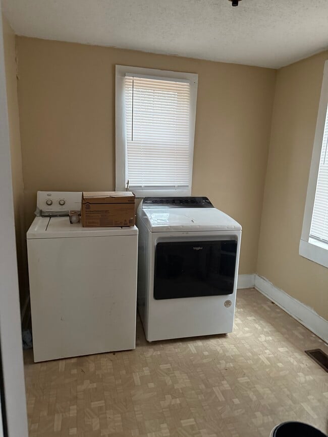 5593 NC 48 in Battleboro, NC - Building Photo - Building Photo