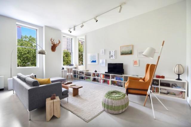 420 W 25th St in New York, NY - Building Photo - Building Photo