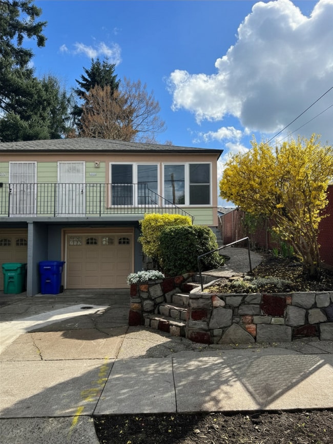 2332 SE 72nd Ave in Portland, OR - Building Photo - Building Photo