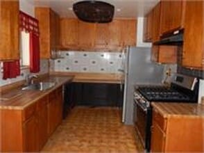 21511 American River Dr in Sonora, CA - Building Photo - Building Photo