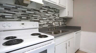 5601 Birchman Ave-Unit -104 in Fort Worth, TX - Foto de edificio - Building Photo