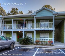 435 E Canal Dr in Gulf Shores, AL - Building Photo - Building Photo