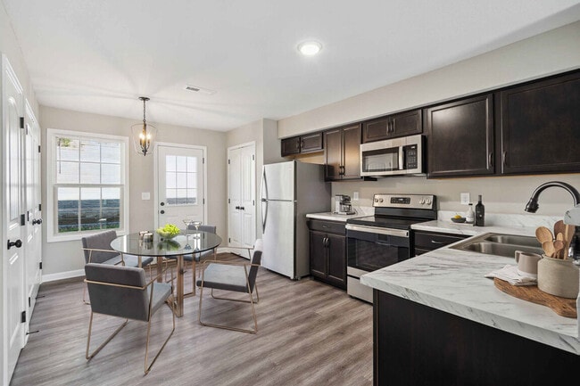 Center Pointe Townhomes