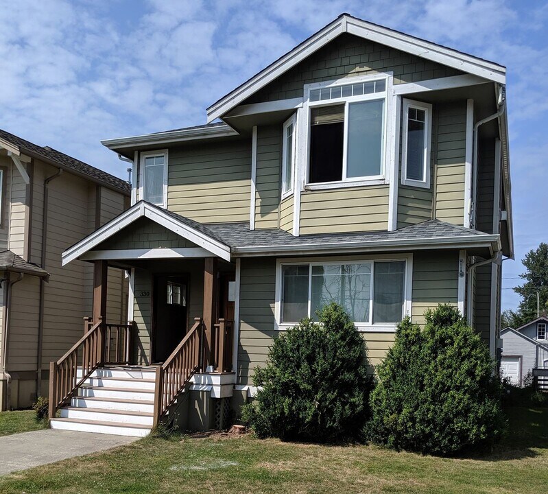 330-332 Garfield St in Sumas, WA - Building Photo