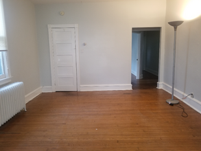 228 W Magnolia Ave in Aldan, PA - Building Photo - Building Photo