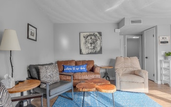 9628 19th Bay St in Norfolk, VA - Foto de edificio - Building Photo