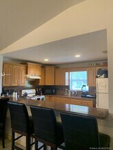 2242 Thomas St-Unit -B in Hollywood, FL - Building Photo - Building Photo