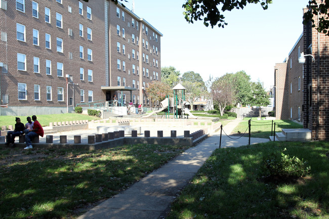 Benjamin Banneker Plaza in Chester, PA - Building Photo - Building Photo