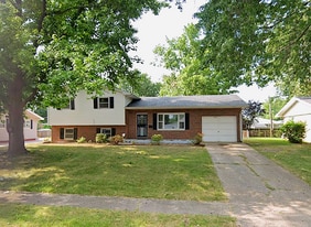 2132 Kaskaskia Dr in Springfield, IL - Building Photo