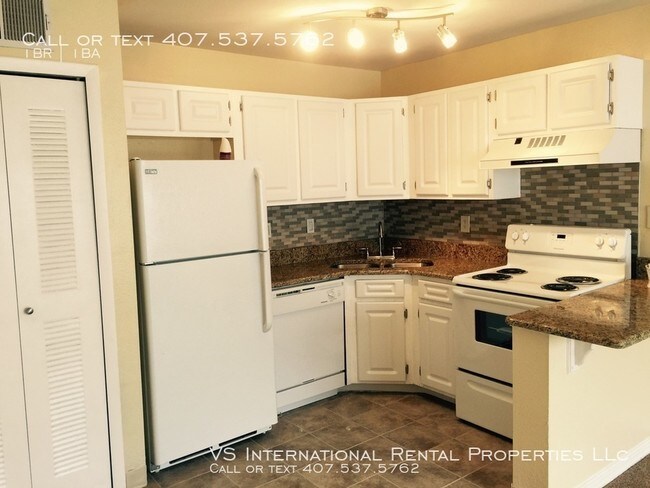 4704 Walden Cir-Unit -Unit 1914 in Orlando, FL - Building Photo - Building Photo