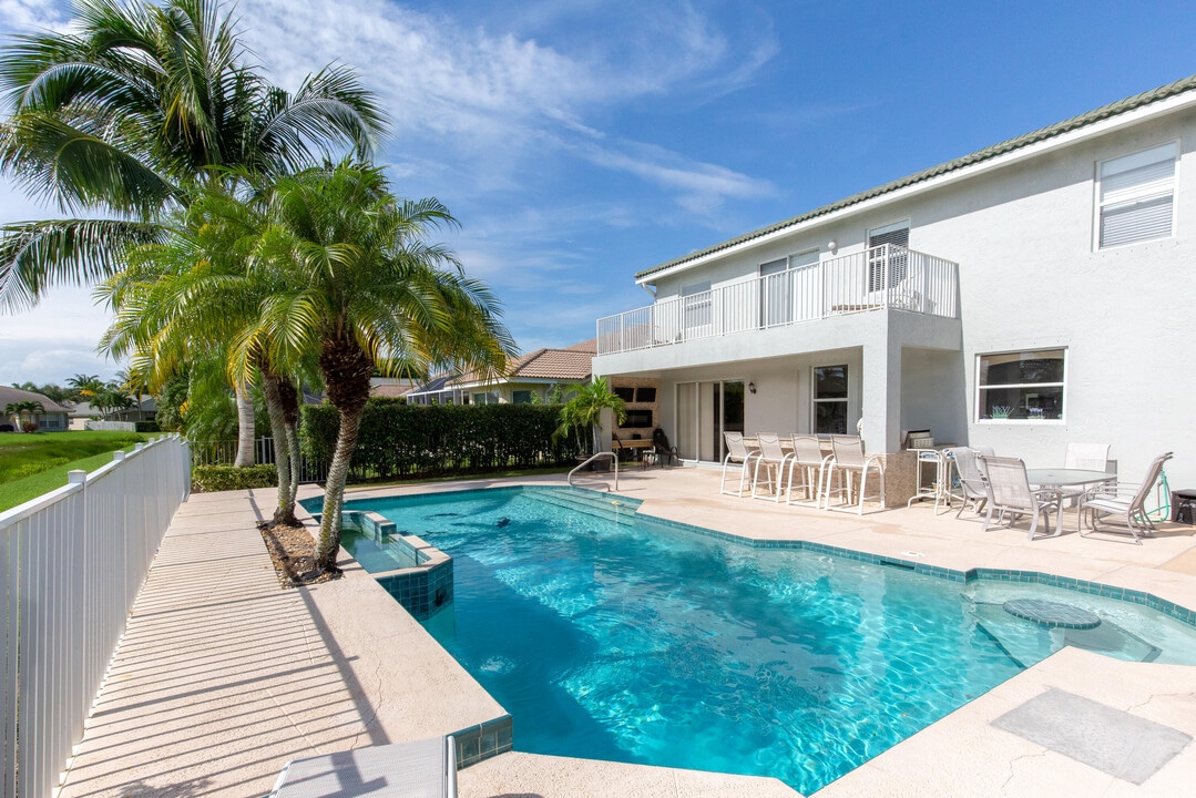 4129 Bahia Isle Cir in Wellington, FL - Building Photo