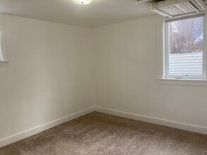 361 N 8th St, Unit 361 in Laramie, WY - Foto de edificio - Building Photo