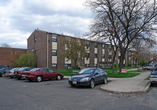 Catherine Court Apartments in Jersey City, NJ - Building Photo - Building Photo