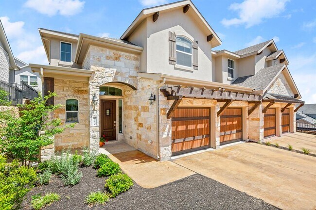 310 Cartwheel Bend in Austin, TX - Building Photo - Building Photo