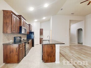 1212 Ashley Dr in Weatherford, TX - Building Photo - Building Photo