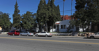 111 Avenue 50 in Los Angeles, CA - Foto de edificio - Building Photo