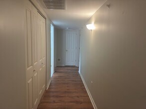 3250 Fairfield Ave, Unit 113 in Bridgeport, CT - Building Photo - Building Photo