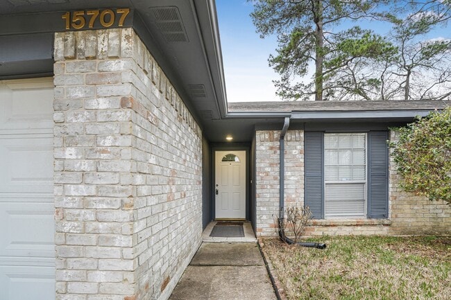 property at 15707 Baytree Dr