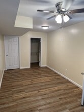 107 Violet Aly, Unit 1 in Pikeville, KY - Building Photo - Building Photo
