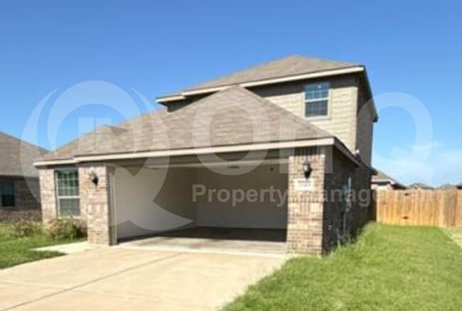 1044 Maidenhair Ln in Crowley, TX - Building Photo - Building Photo