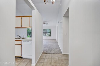 3452 Donzi Way E in Jacksonville, FL - Building Photo - Building Photo