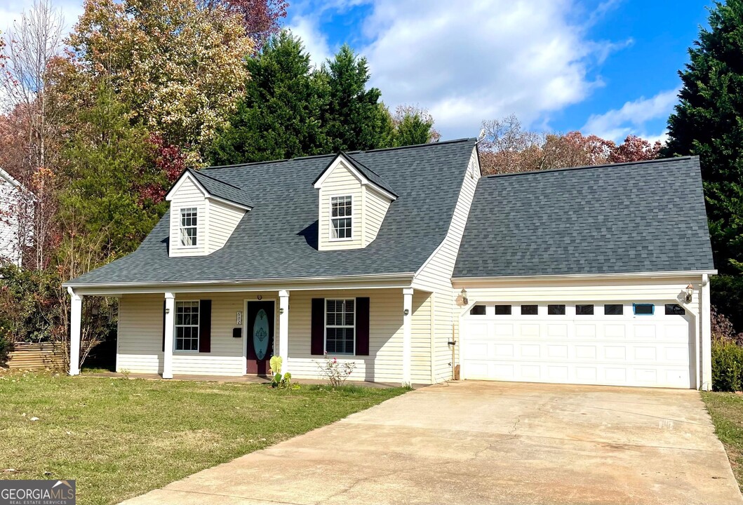 602 Shadow Mountain Ln in Cleveland, GA - Building Photo