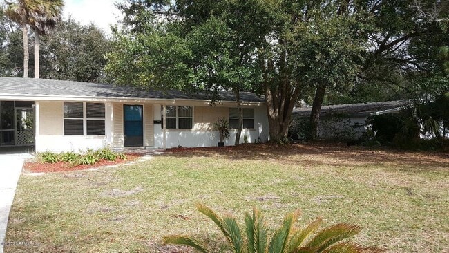 522 Pine St in Neptune Beach, FL - Building Photo - Building Photo