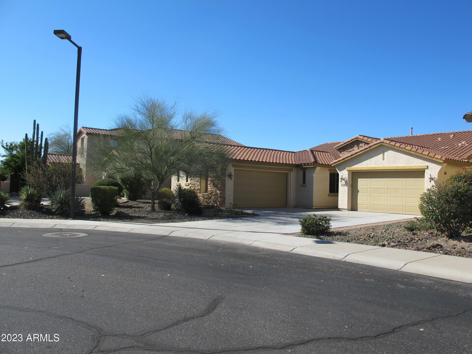 29796 123rd Dr in Peoria, AZ - Foto de edificio