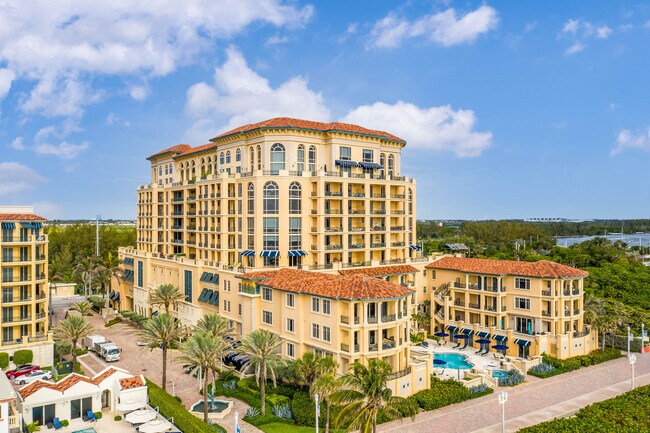 Villas of Positano in Hollywood, FL - Building Photo - Building Photo