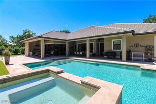 1900 Tiller Terrace in Naples, FL - Building Photo