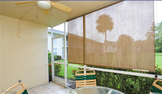717 Landover Cir in Naples, FL - Building Photo - Building Photo