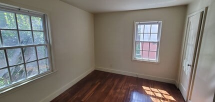 615 Julian St in Greensboro, NC - Building Photo - Building Photo
