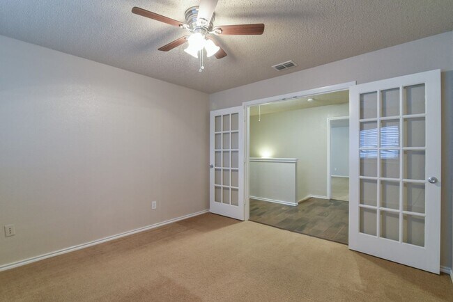 2106 Delaford Dr in Arlington, TX - Building Photo - Building Photo