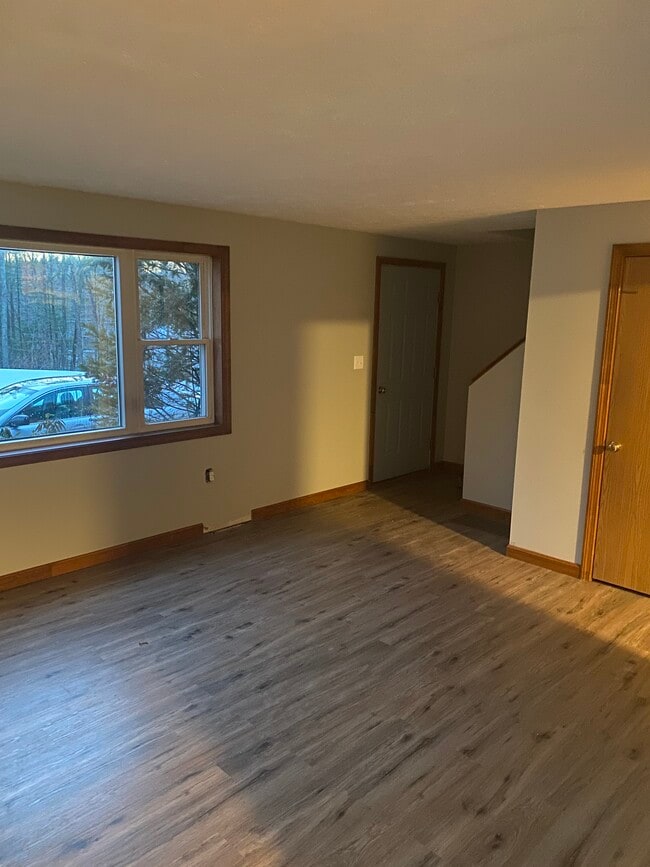 65 Kienia Rd, Unit B in Hudson, NH - Building Photo - Building Photo