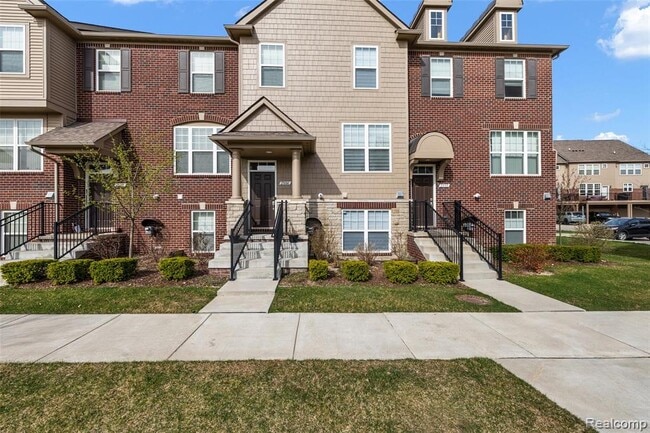 2884 Glenbar Cir in Rochester Hills, MI - Building Photo - Building Photo