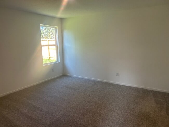 property at 18567 Autumn Hts Ln