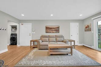 320 South St in Morristown, NJ - Building Photo - Building Photo