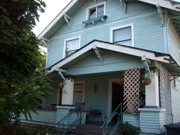 342 E 13th Ave in Eugene, OR - Building Photo