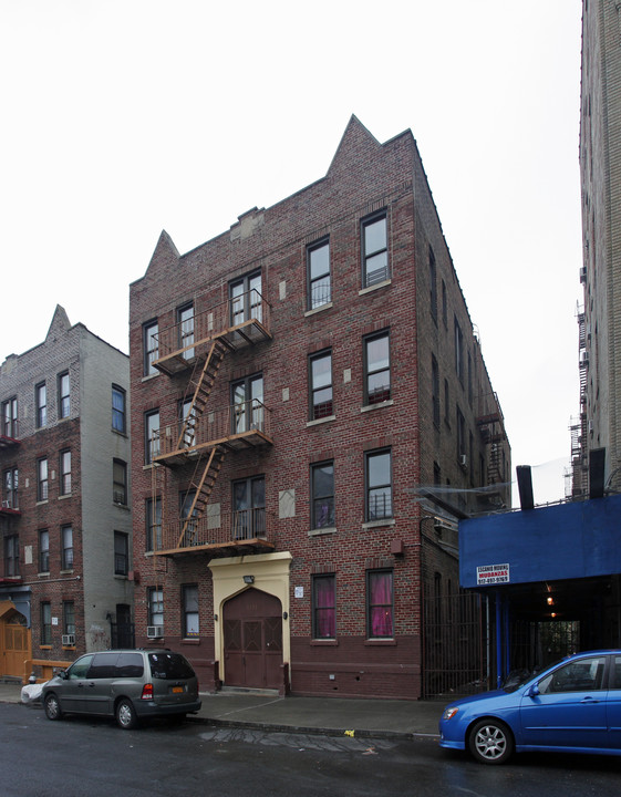 1053 Boynton Ave in Bronx, NY - Building Photo