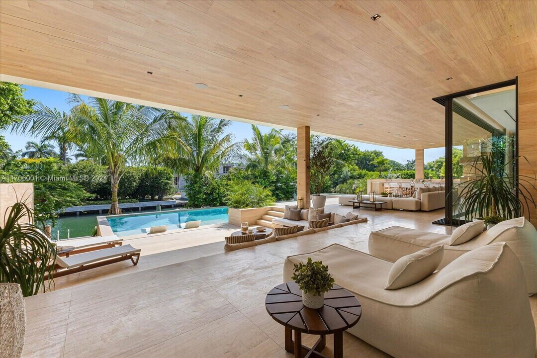 1510 W 23rd St in Miami Beach, FL - Building Photo