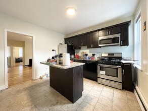 2 Wyman Pl, Unit 2 in Boston, MA - Building Photo - Building Photo