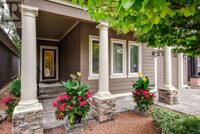 5 Invermara Ct in Orillia, ON - Building Photo - Building Photo