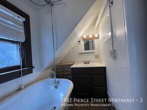 1902 Pierce St NE in Minneapolis, MN - Building Photo - Building Photo