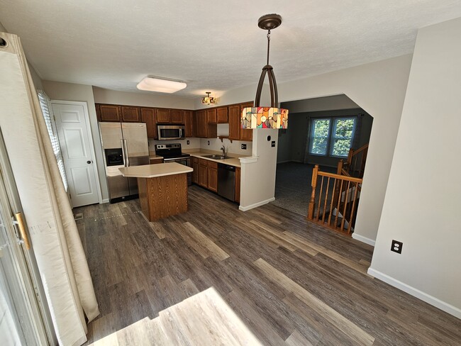 property at 351 Murrays Ln