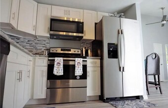 10214 Sable Ridge Ct in Tampa, FL - Building Photo - Building Photo