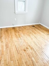 975 Bryant St SW in Wyoming, MI - Building Photo - Building Photo